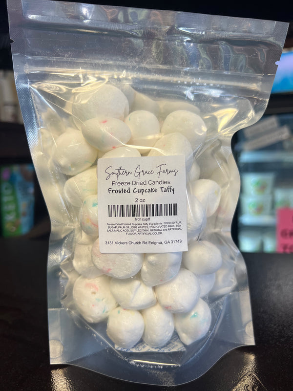 Southern Grace Farms Freeze Dried Frosted Cupcake Taffy